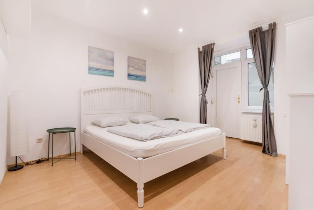 Spacious Central Apartment Wien Eksteriør bilde